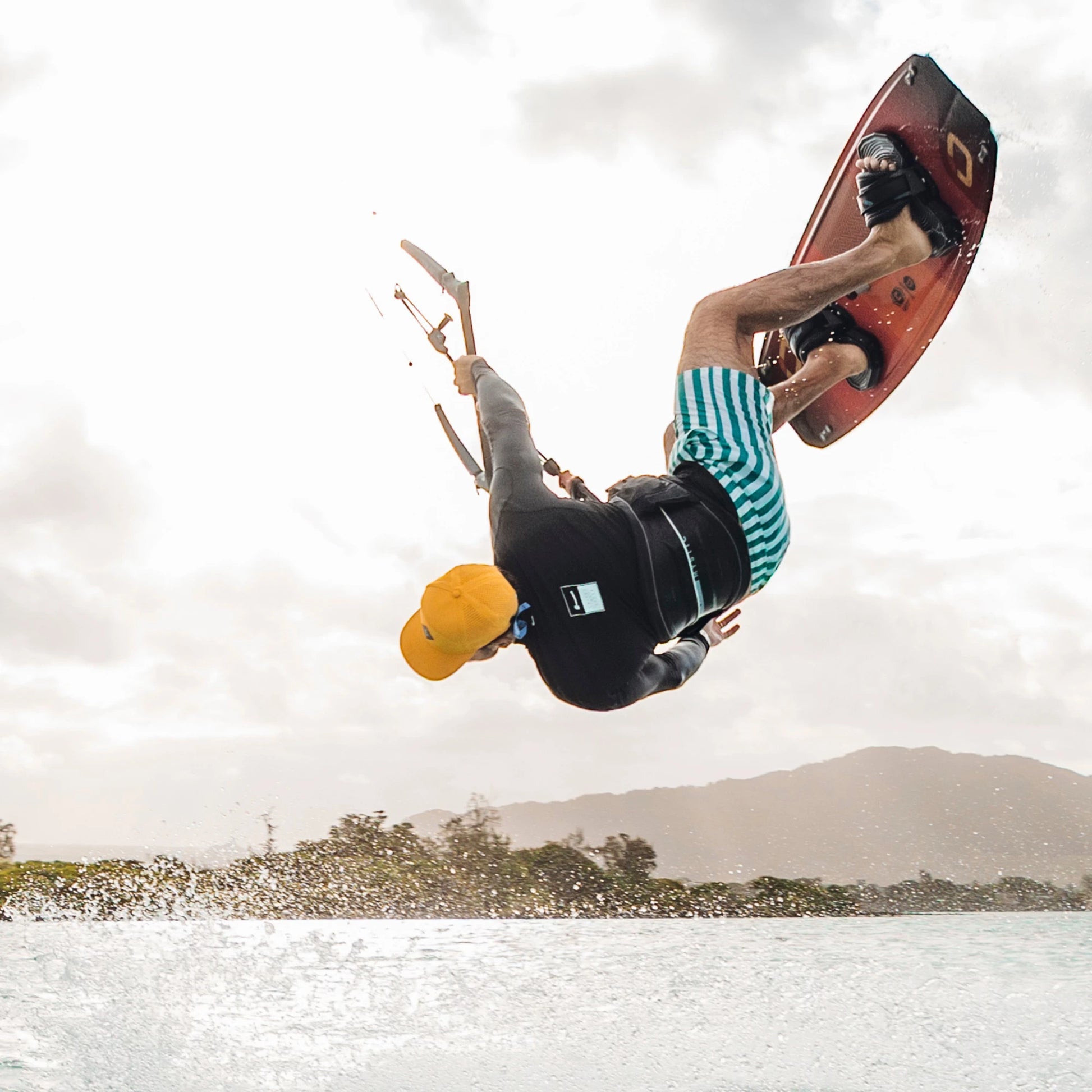 Cap Clip blau an Kitesurfer
