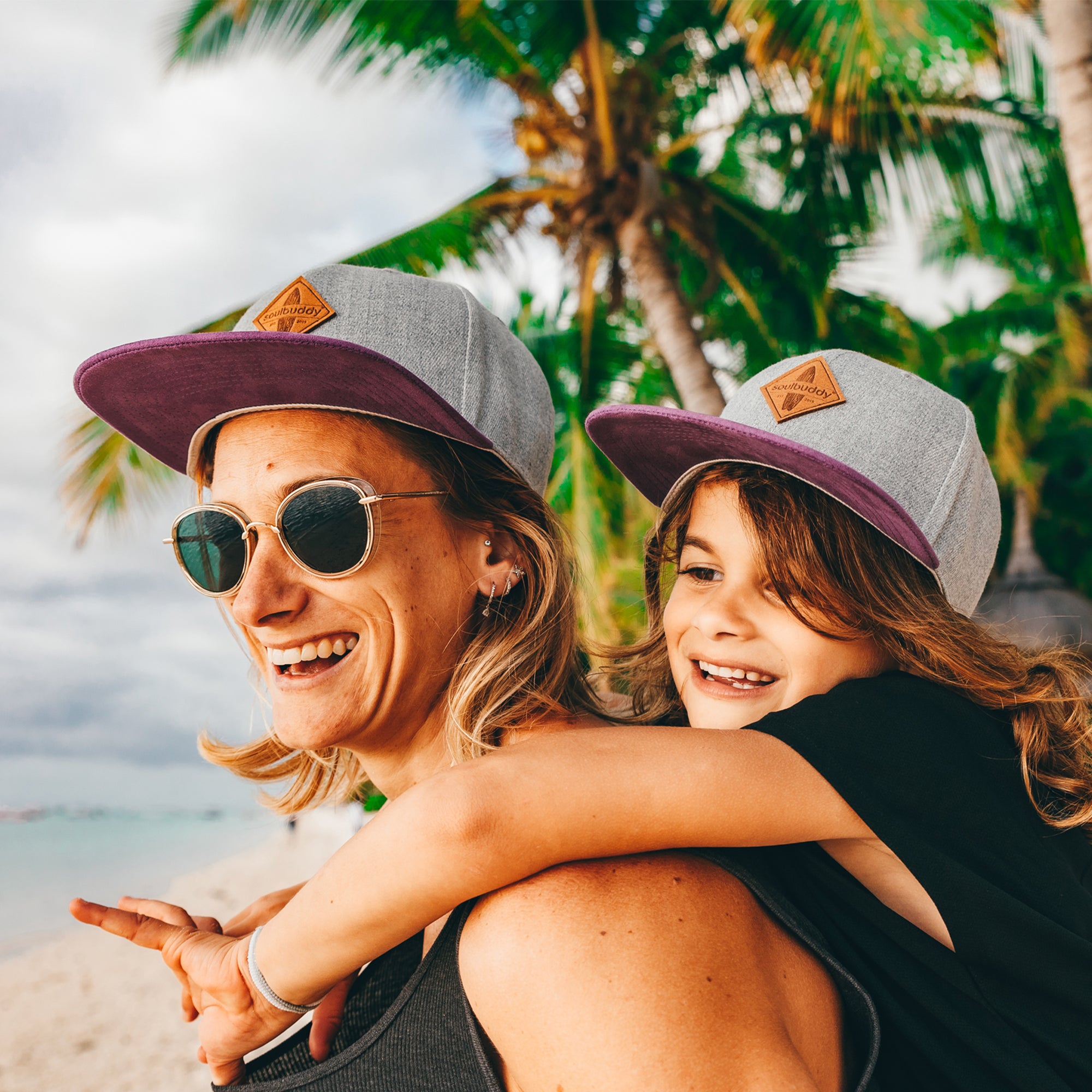 FAMILY Snapback Caps Set of 3