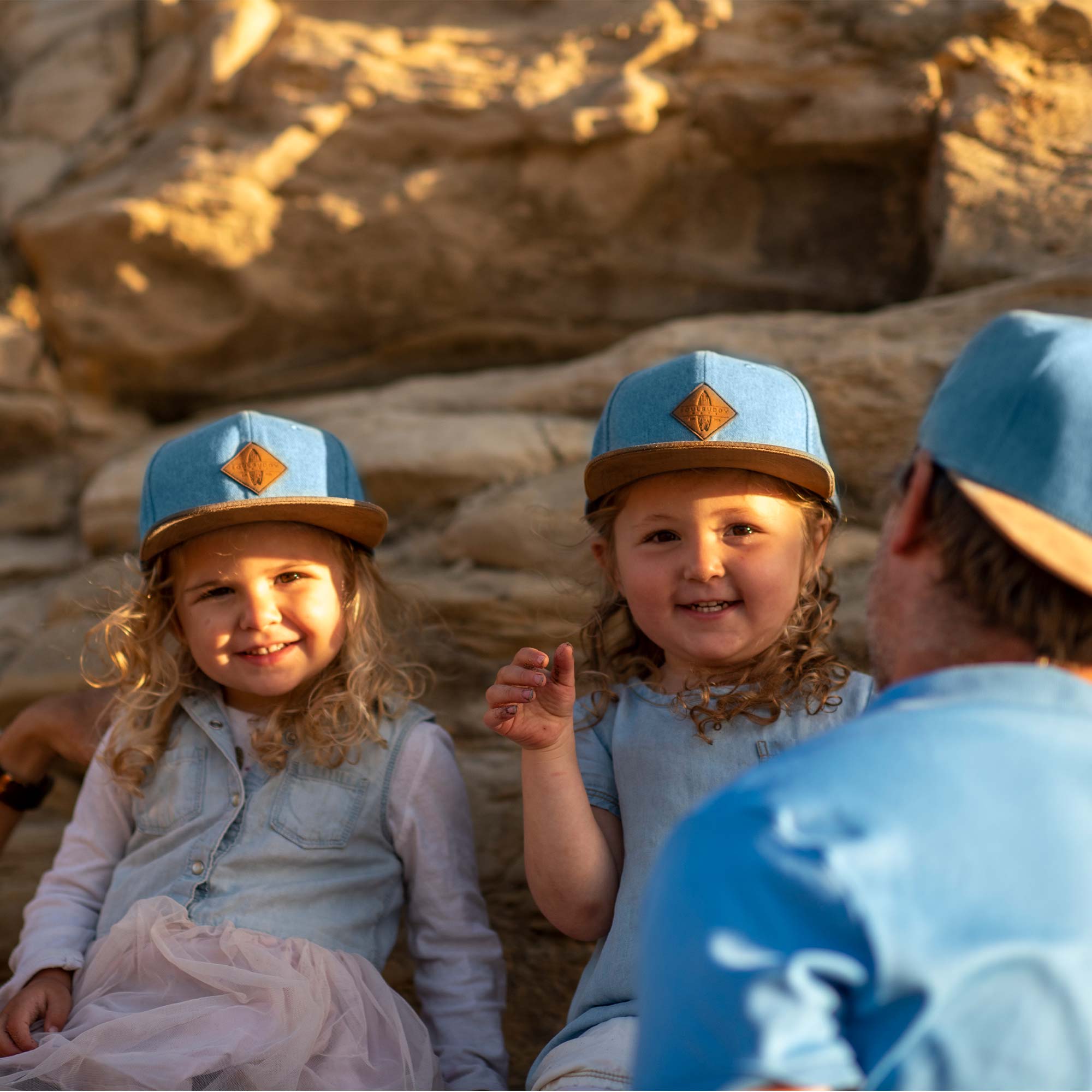 FAMILY Snapback Caps Set of 3