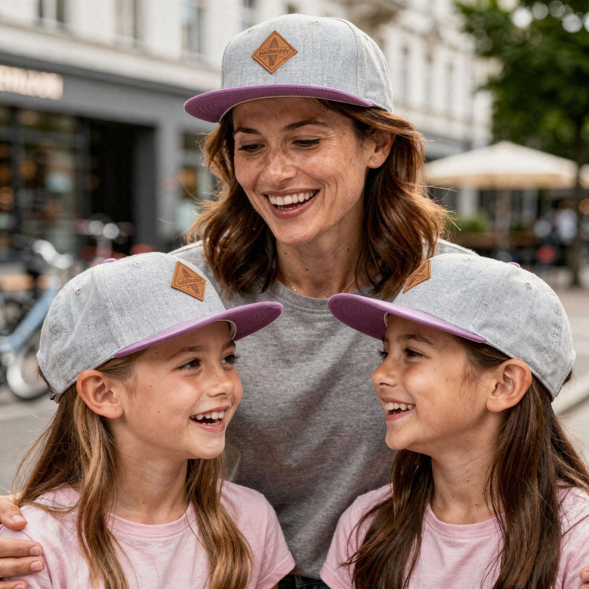 FAMILY Snapback Caps Set of 3